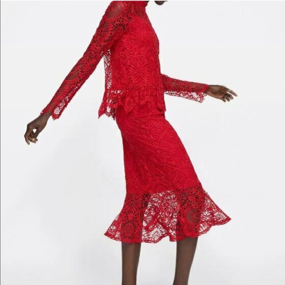 Zara Red Lace Trumpet Midi Skirt Size Medium - Picture 6 of 10